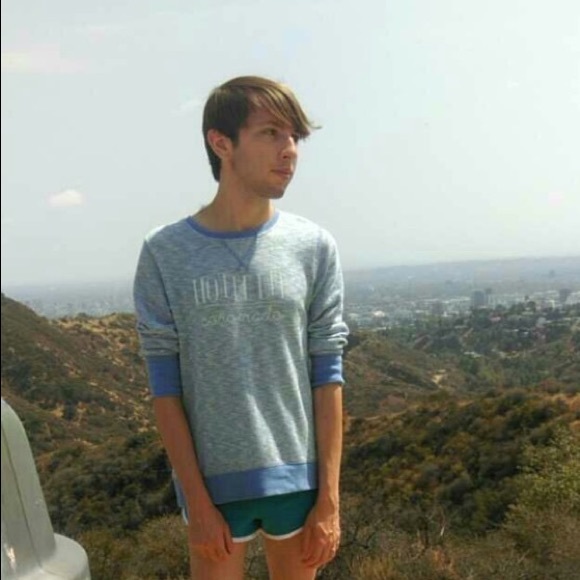 Meet the Posher - Picture 4 of 4